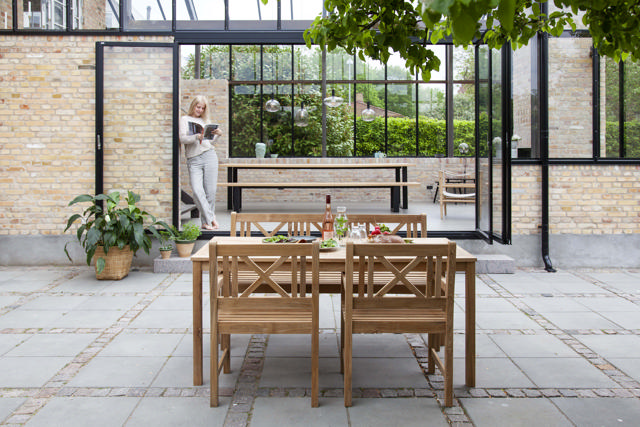 Rosenborg sæt - tre-personers bænk, to stole & bord - teak