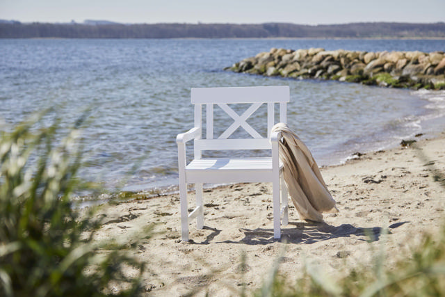 Sofiero sæt - tre-personers bænk, to stole & bord - hvidt