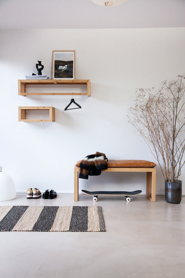 Rib lille garderobehylde - bambus