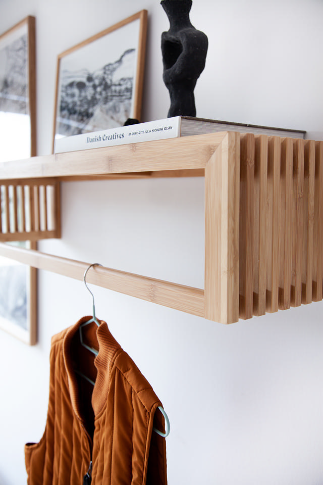 Rib stor garderobehylde - bambus