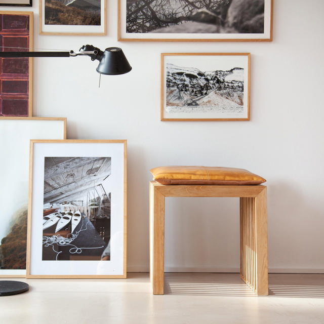 Rib siddepude skammel - læder  